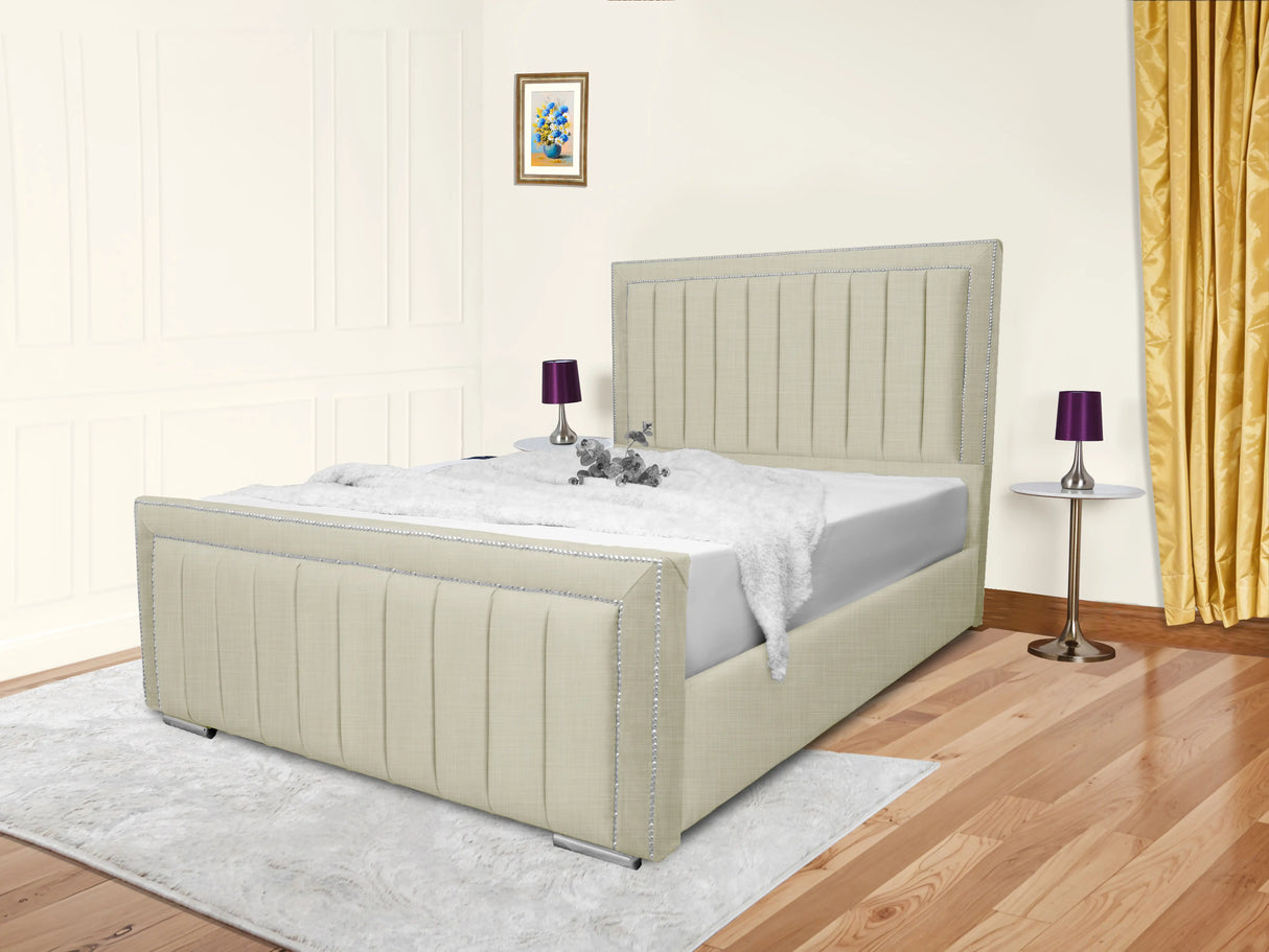 Maison Upholstered Bed