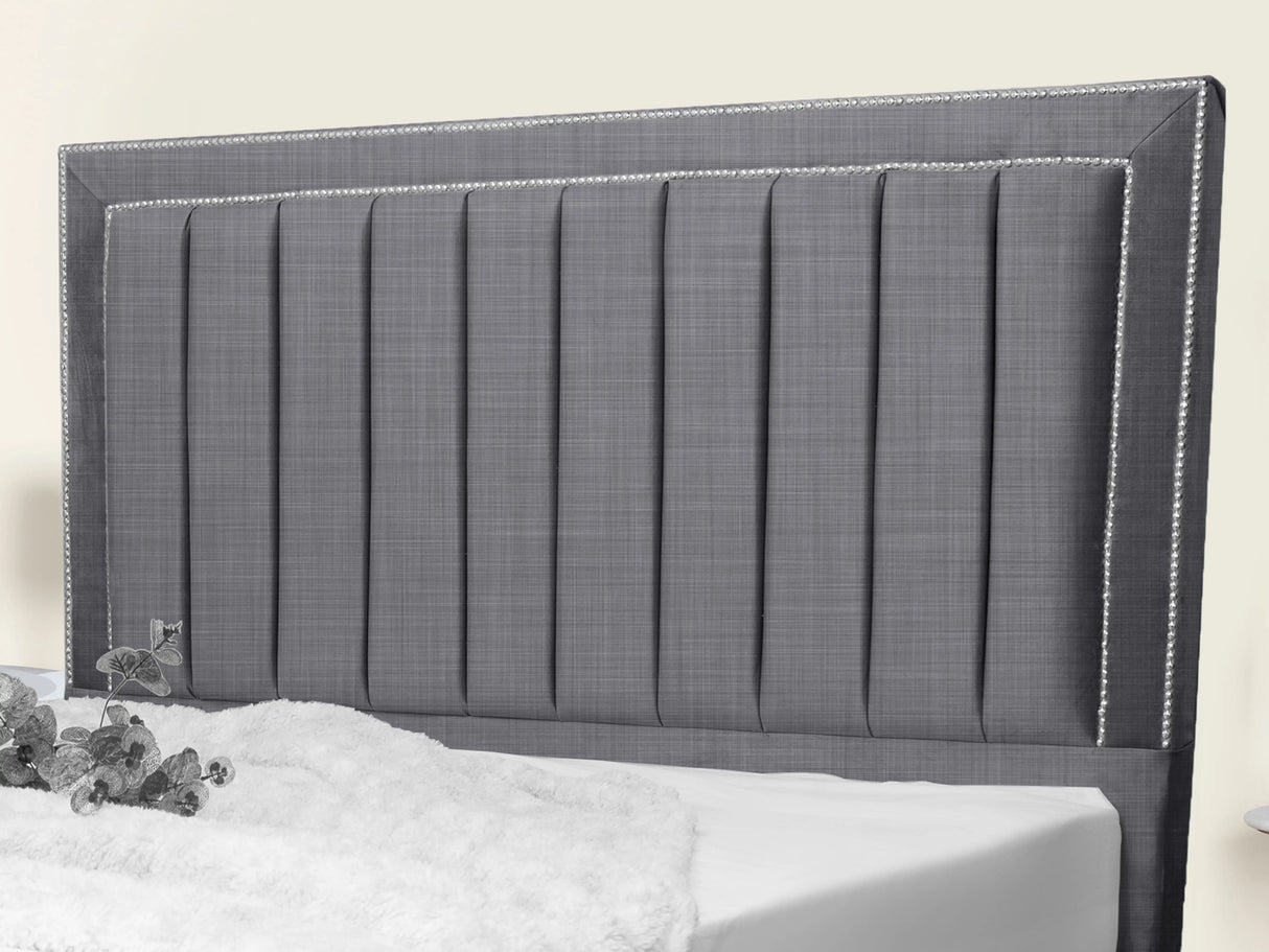 Maison Upholstered Bed