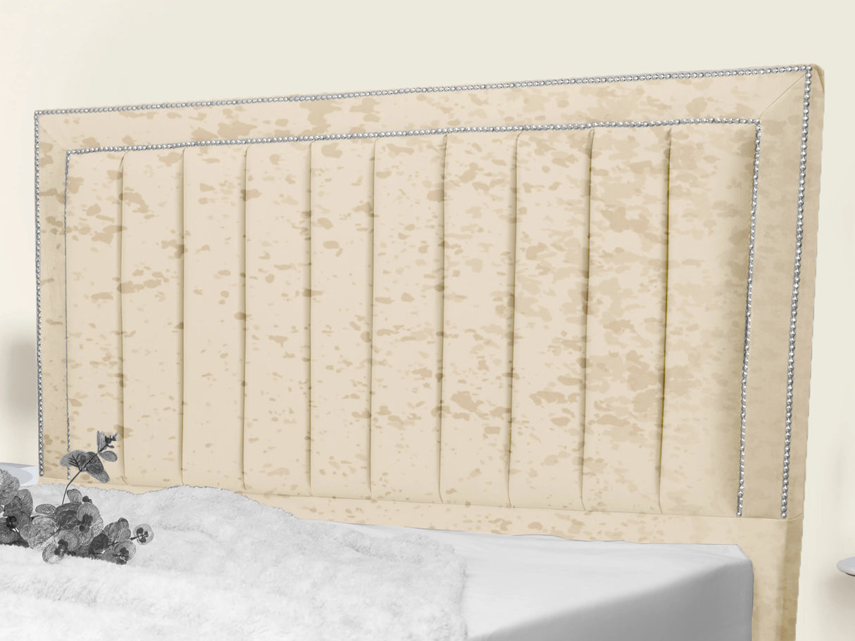 Maison Upholstered Bed