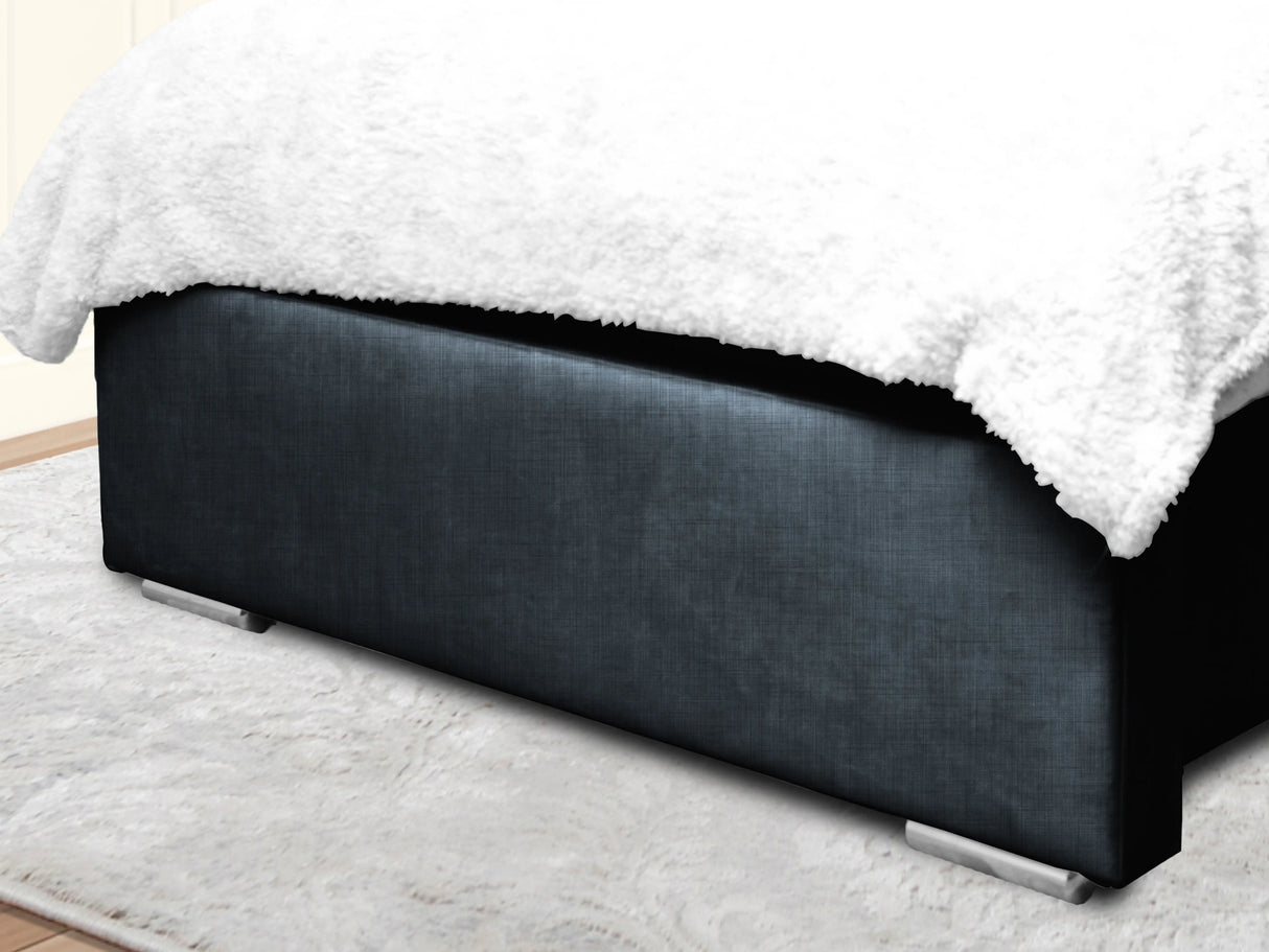 Cierra Wingback Upholstered Bed