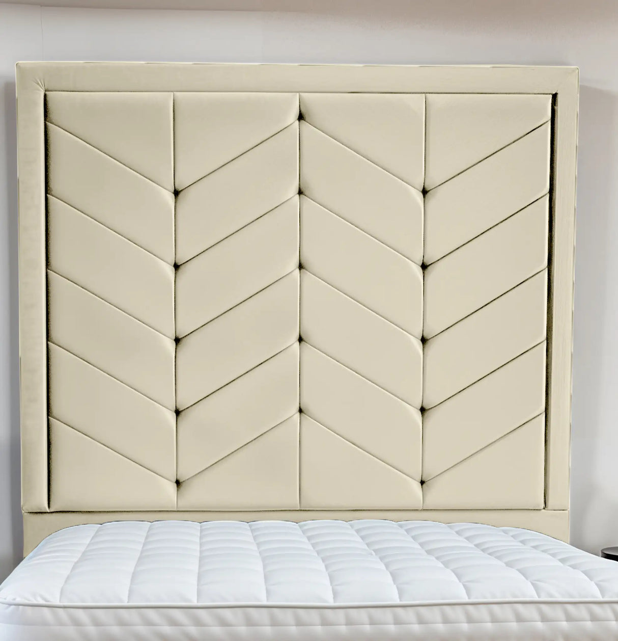 Kendall Upholstered Bed