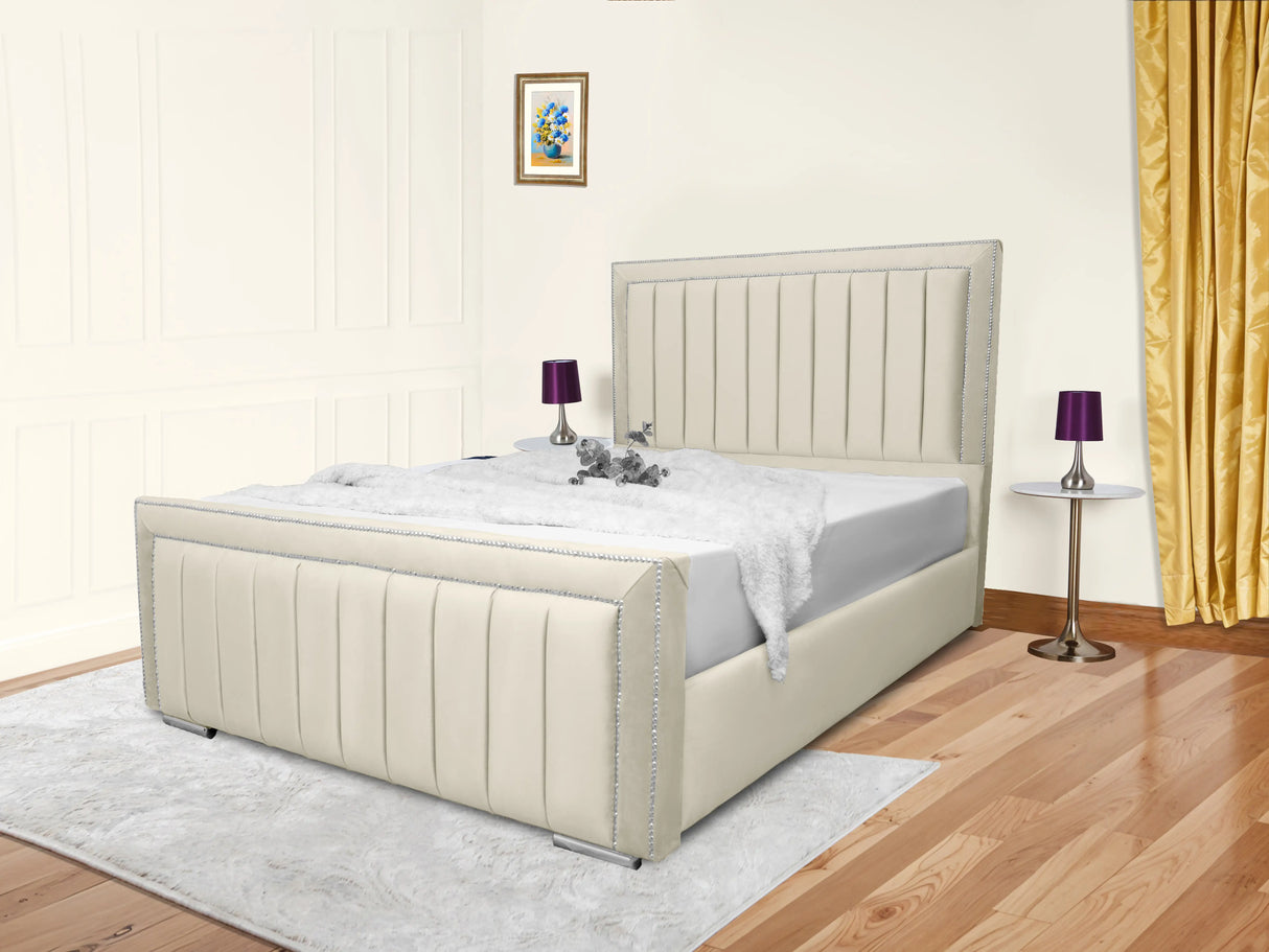 Maison Upholstered Bed
