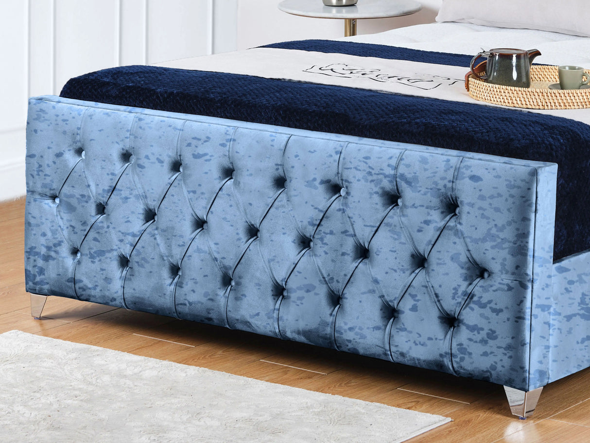 Windsor Wingback Upholstered Bed