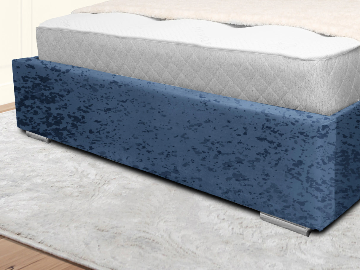 Middleton Wingback Upholstered Bed