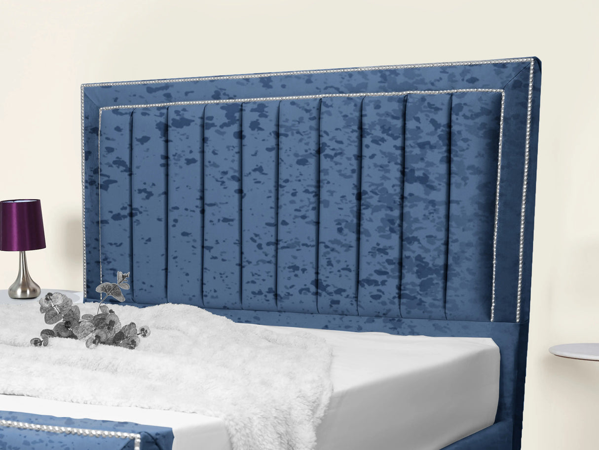 Maison Upholstered Bed