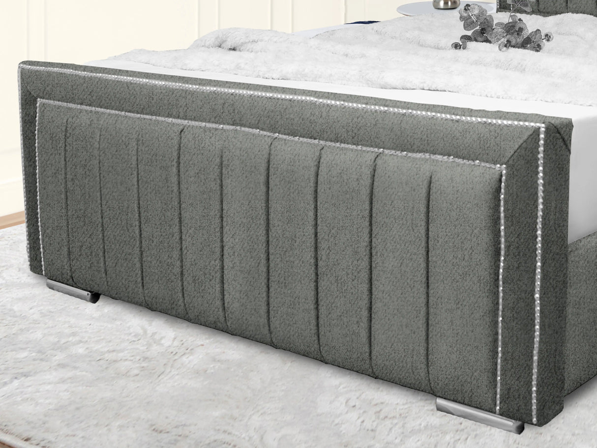 Maison Upholstered Bed