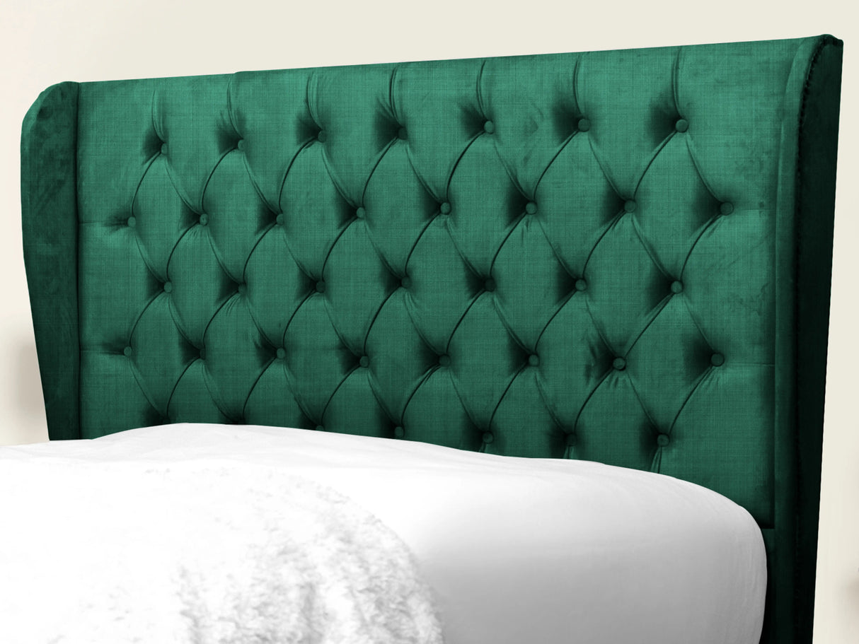 Cierra Wingback Upholstered Bed