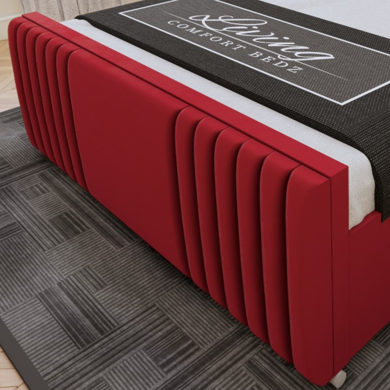 Elise lined winged Signature Bed