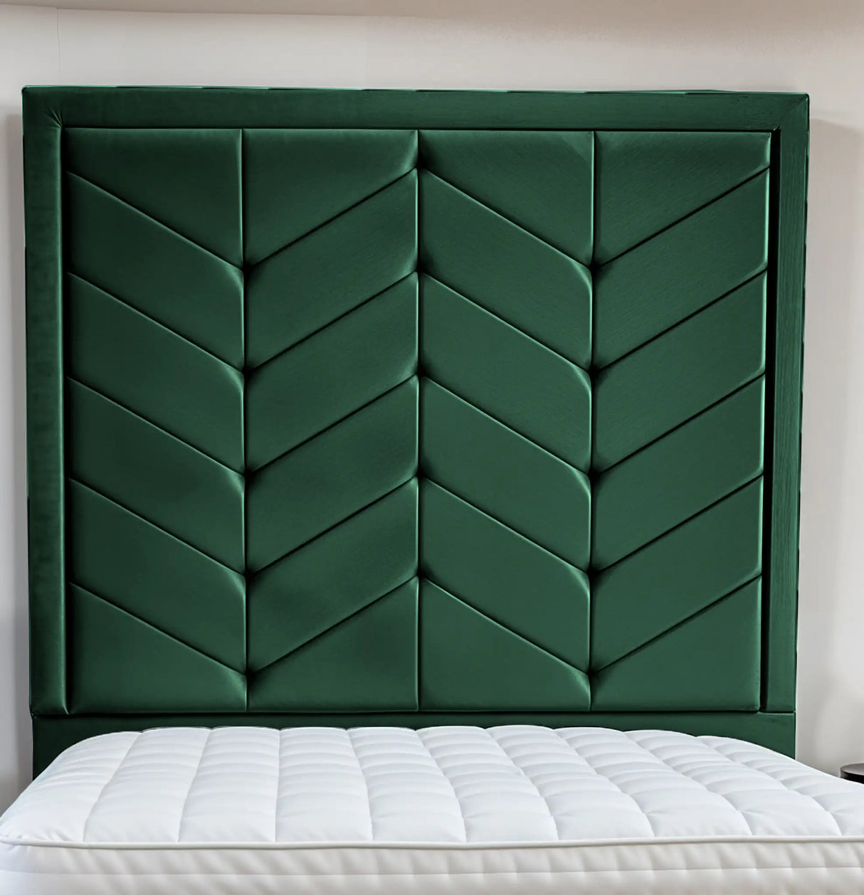 Kendall Upholstered Bed