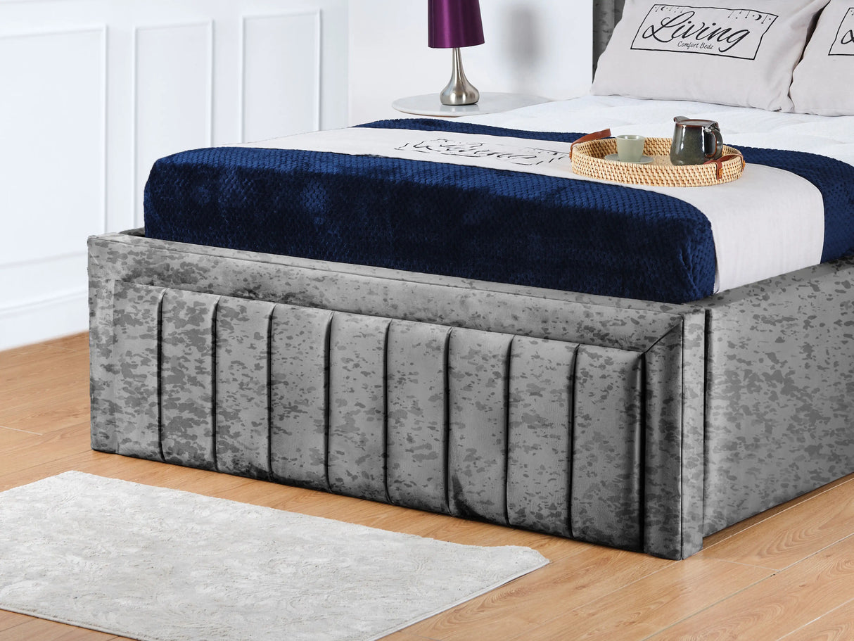 Linea Panel Upholstered Bed