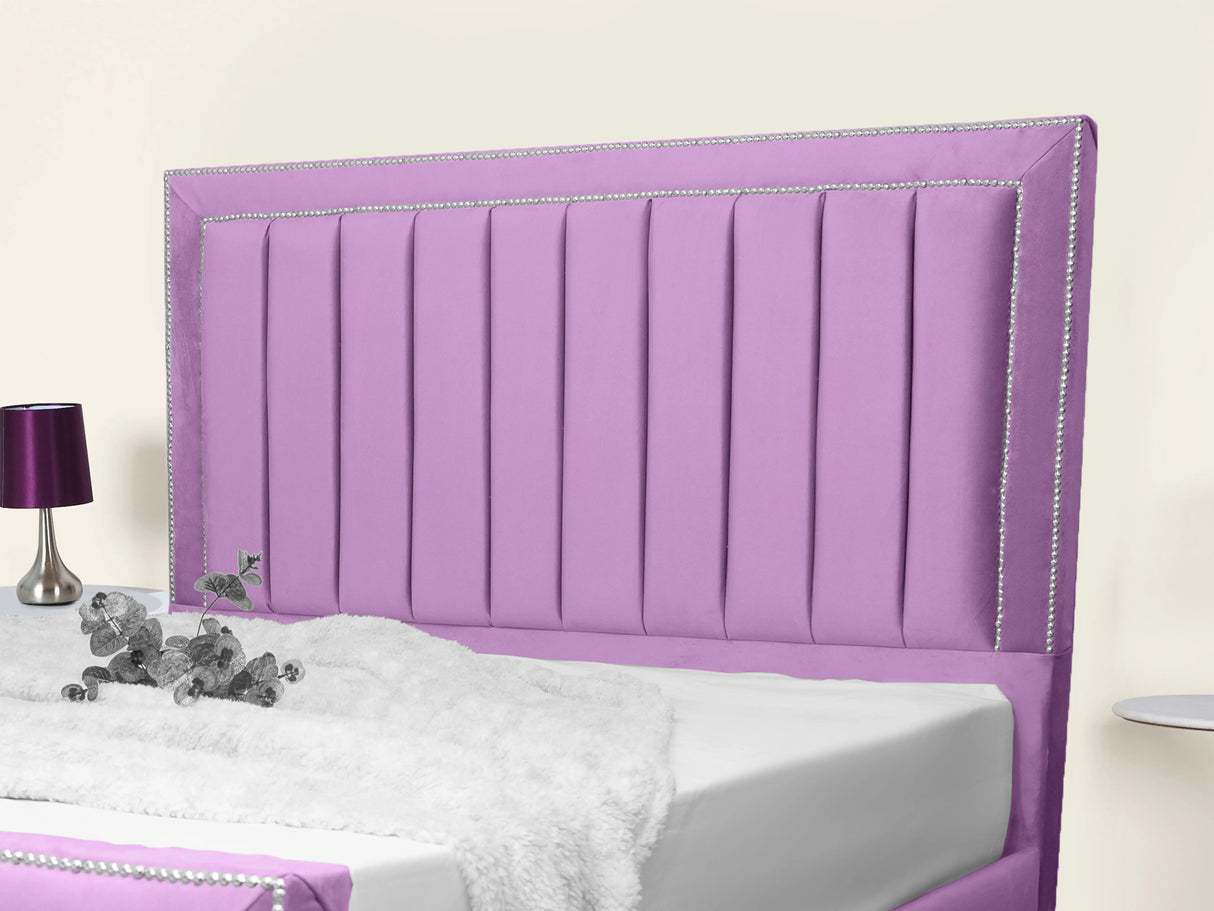 Maison Upholstered Bed