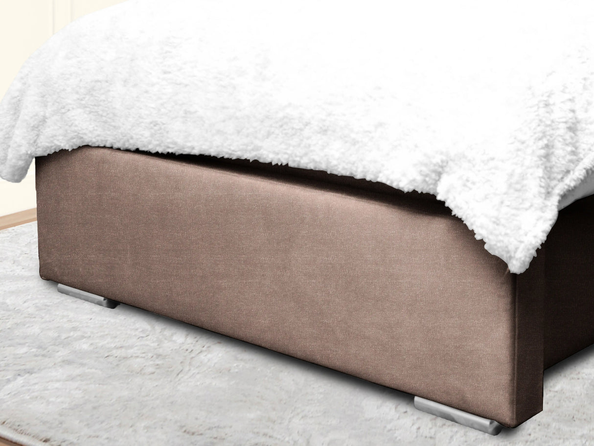 Cierra Wingback Upholstered Bed