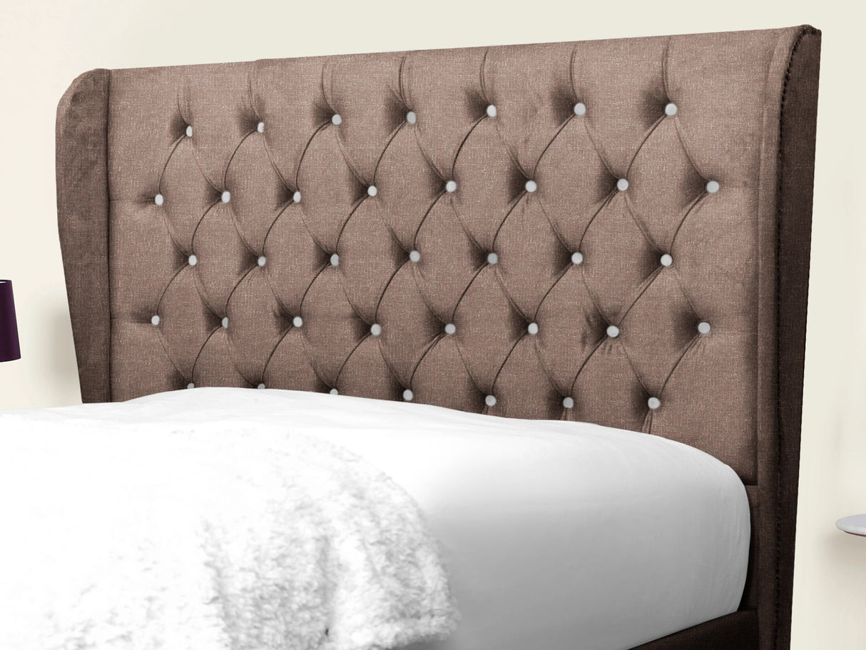 Cierra Wingback Upholstered Bed