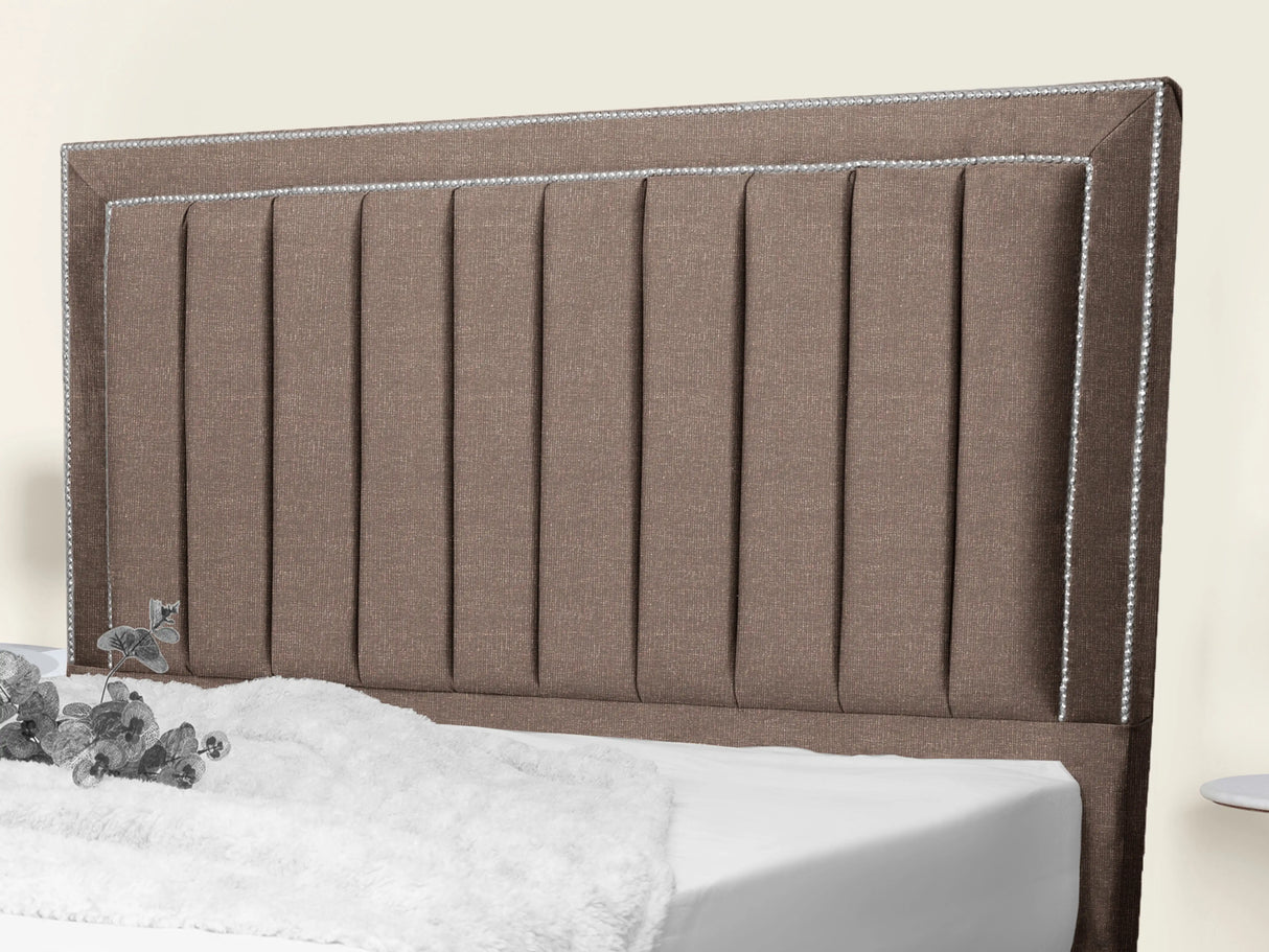 Maison Upholstered Bed