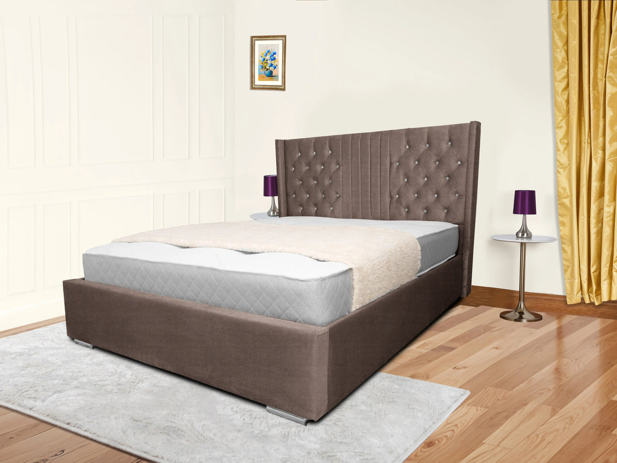 Middleton Wingback Upholstered Bed