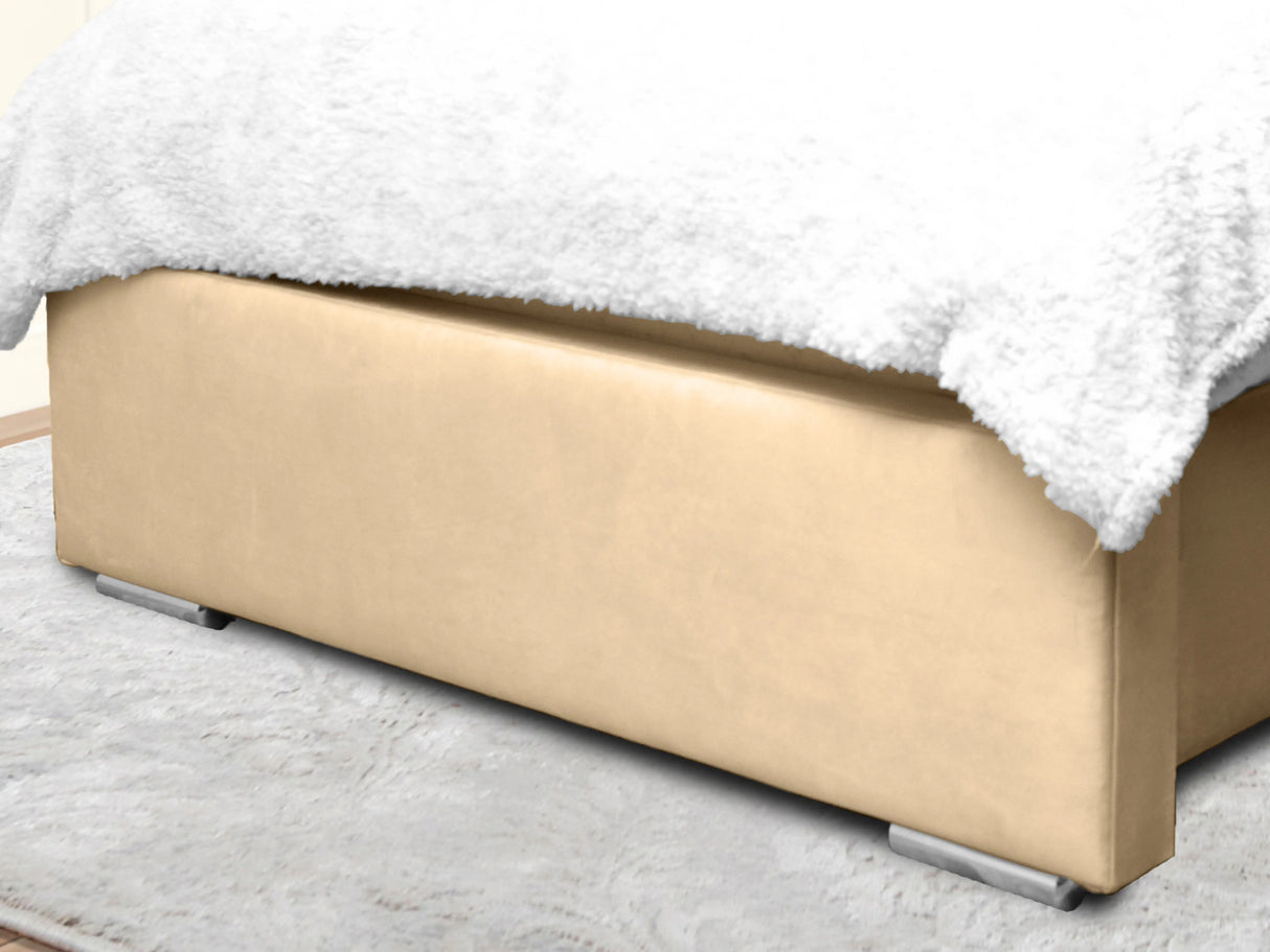 Cierra Wingback Upholstered Bed