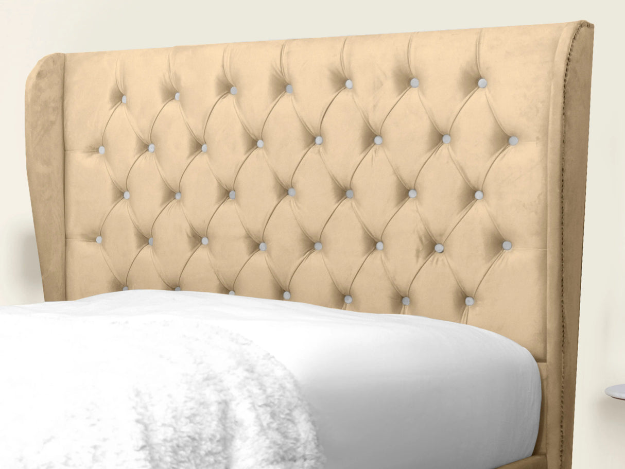 Cierra Wingback Upholstered Bed