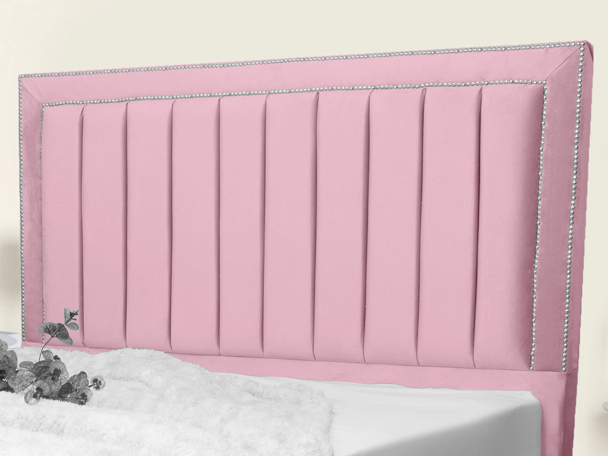 Maison Upholstered Bed