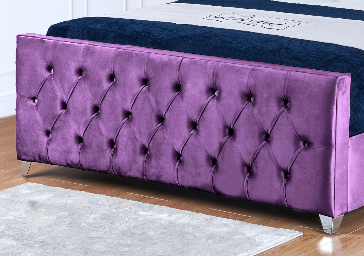 Florida Upholstered bed