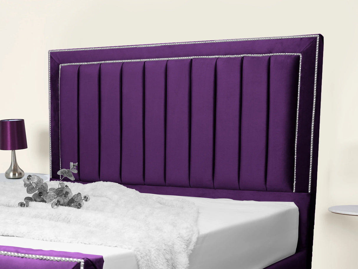 Maison Upholstered Bed