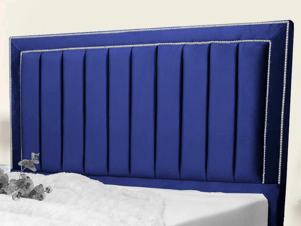 Maison Upholstered Bed