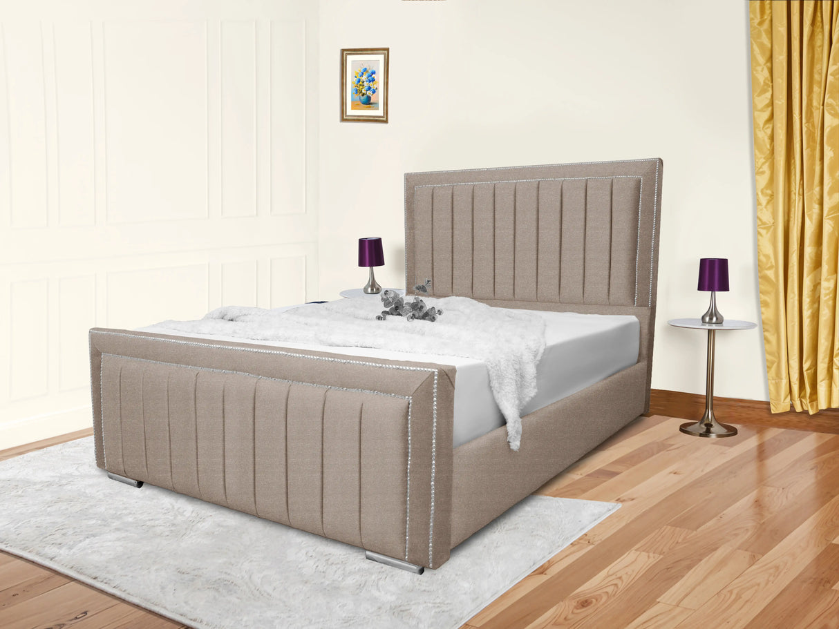 Maison Upholstered Bed