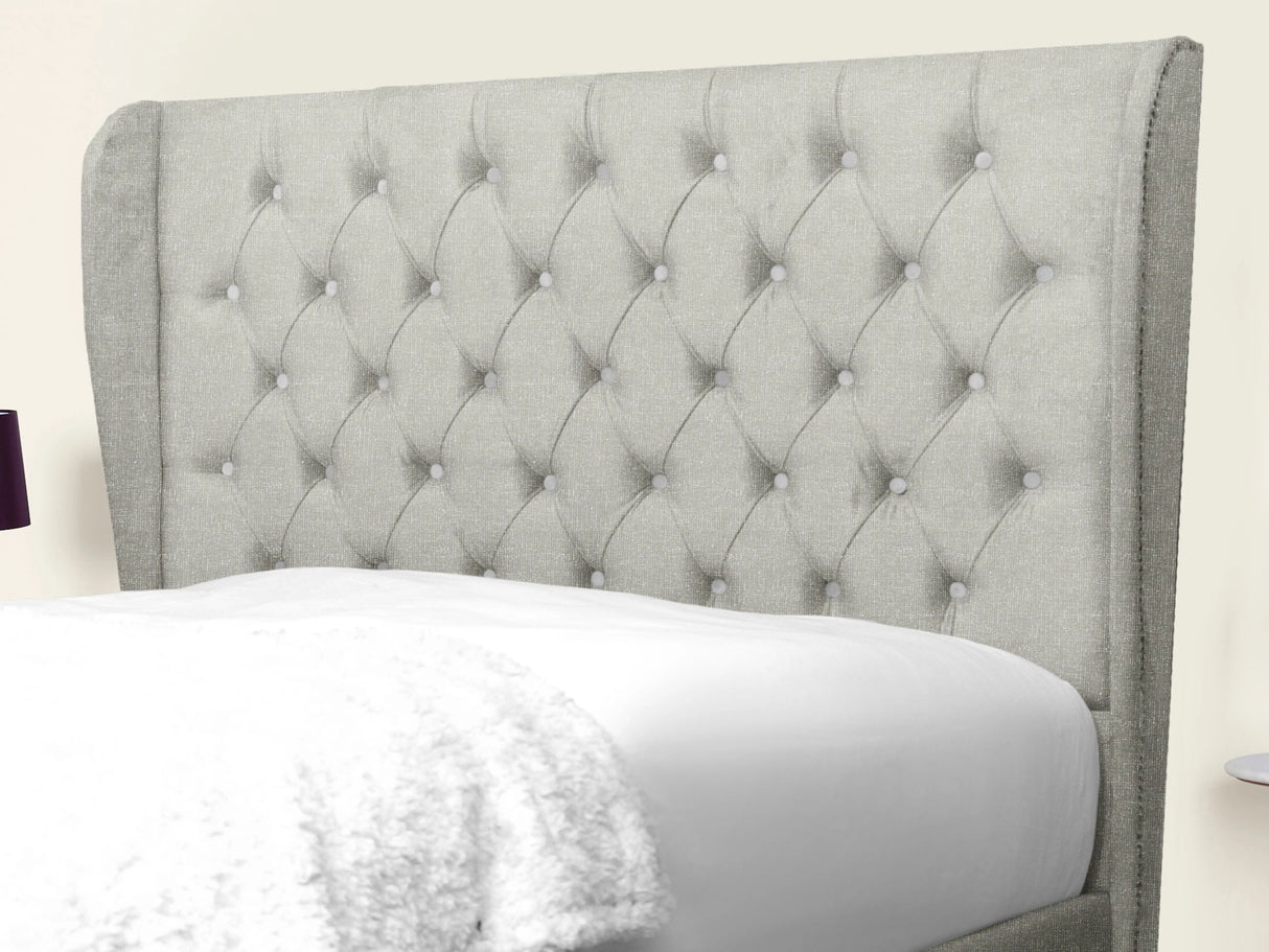 Cierra Wingback Upholstered Bed
