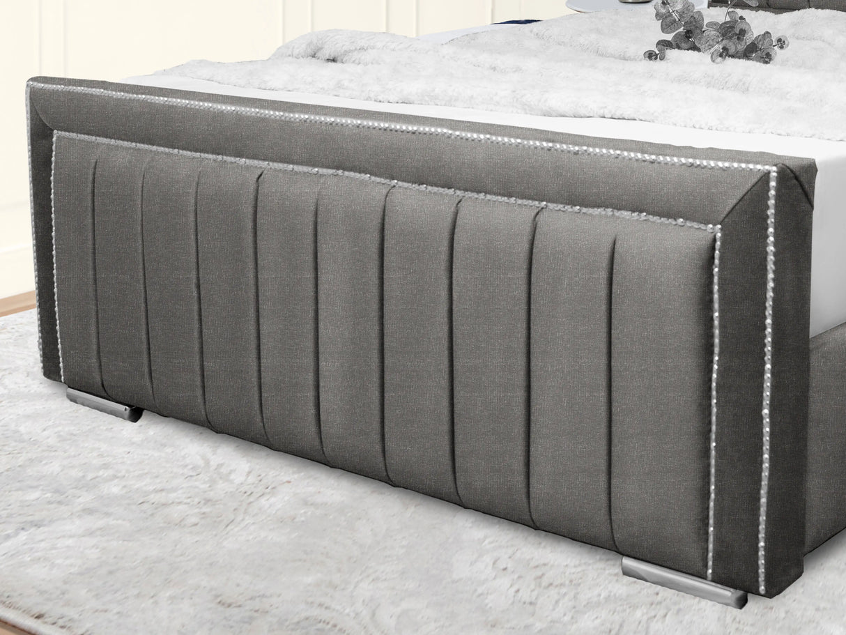 Maison Upholstered Bed