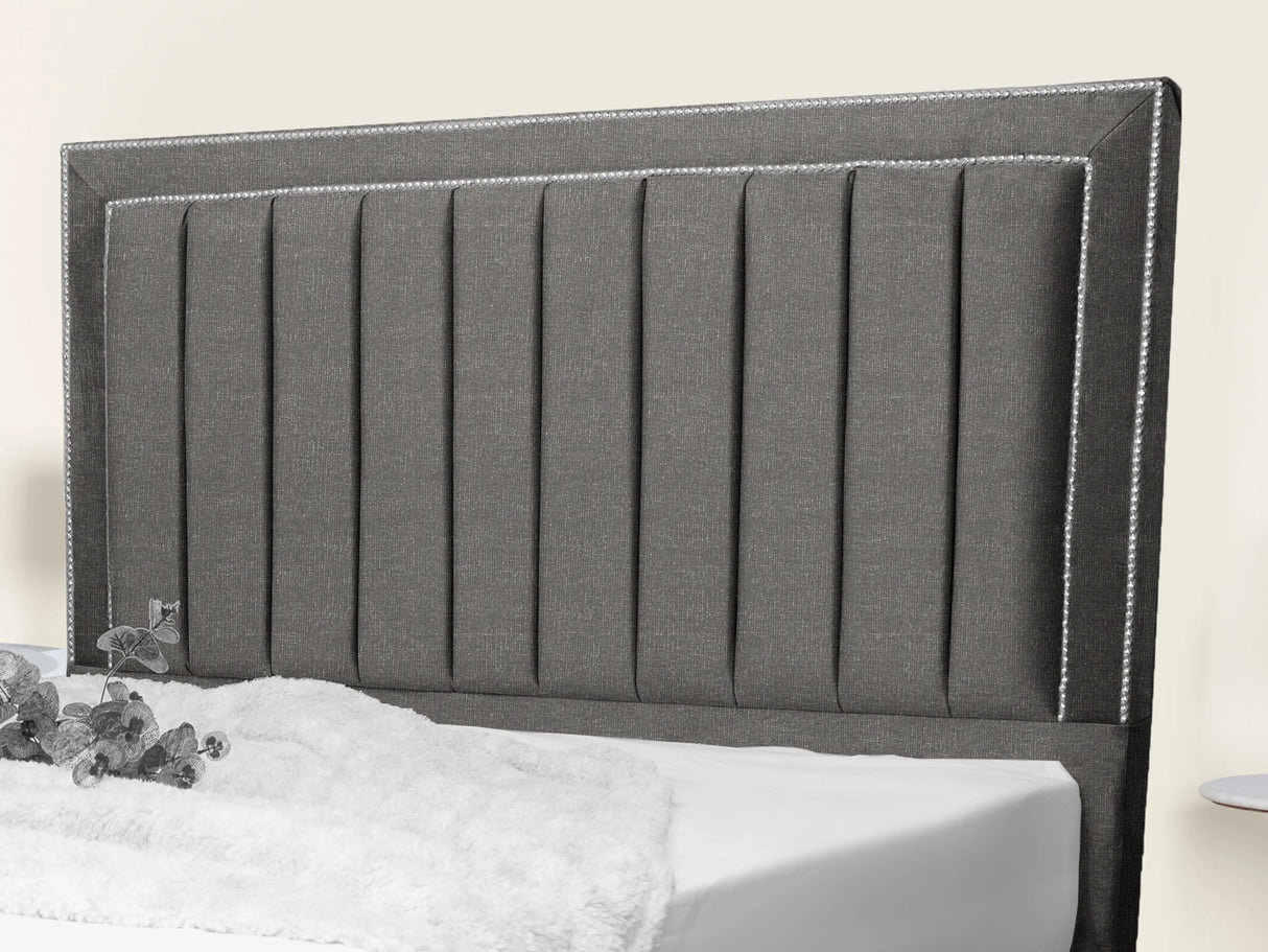 Maison Upholstered Bed