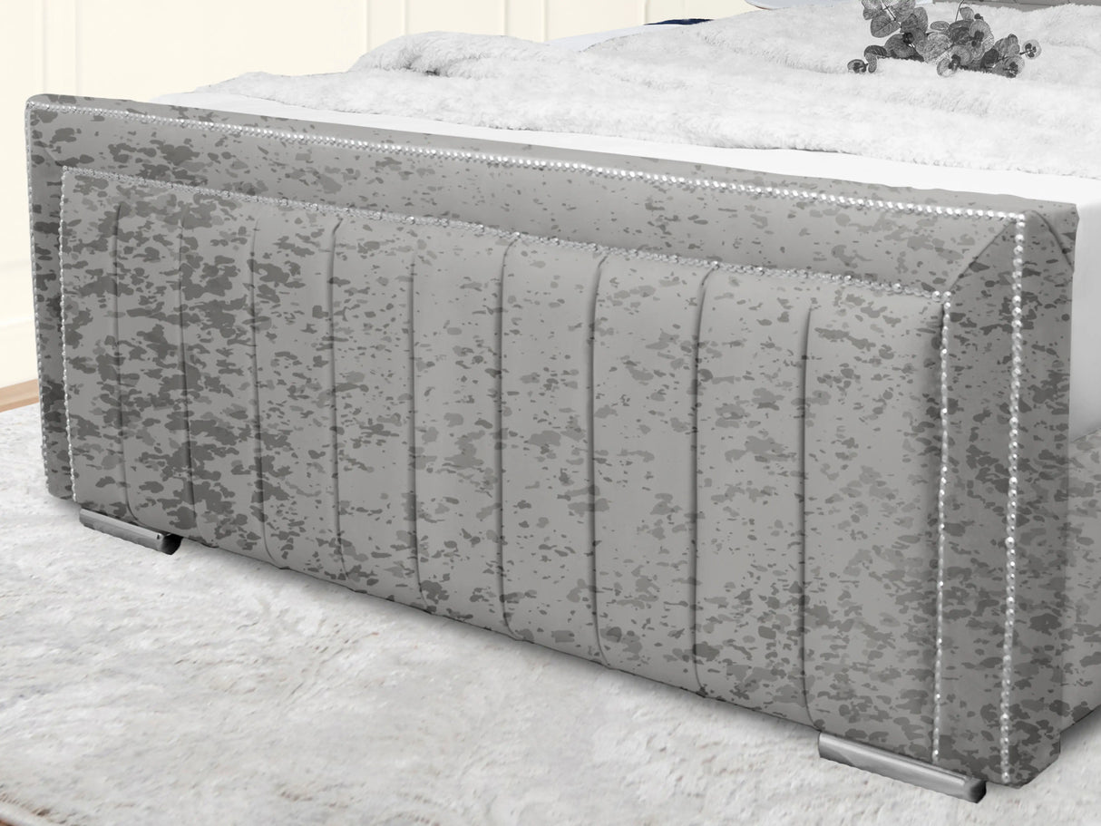 Maison Upholstered Bed