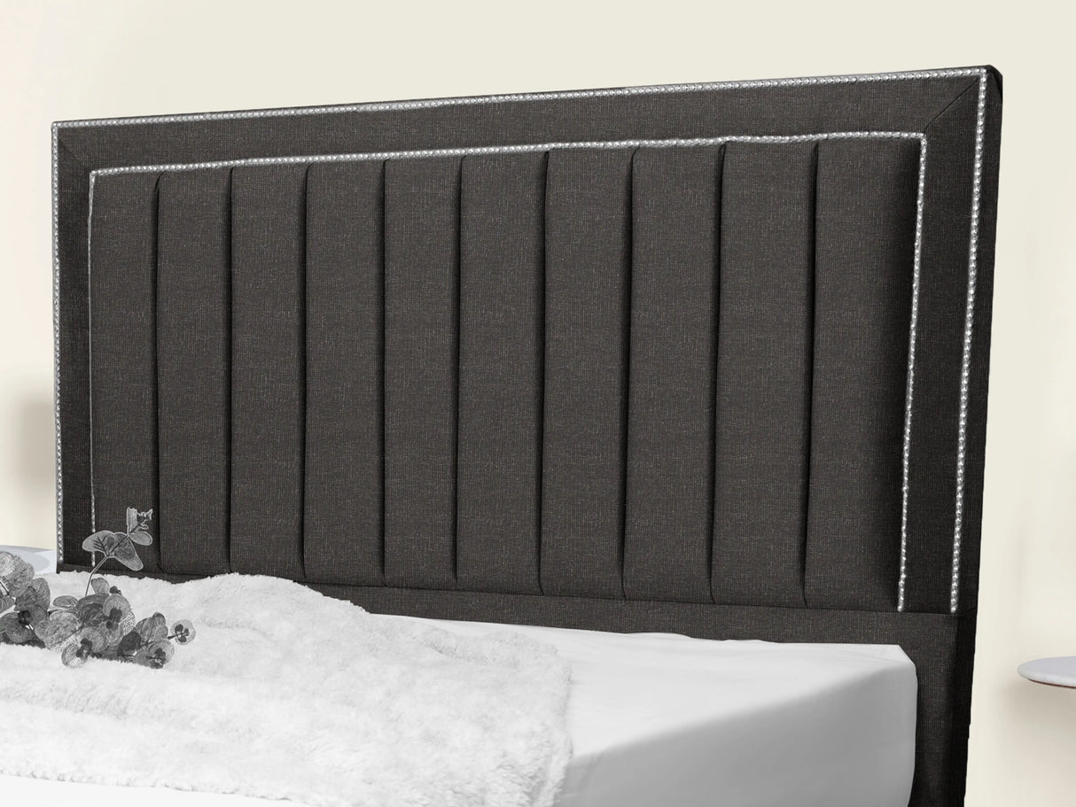 Maison Upholstered Bed