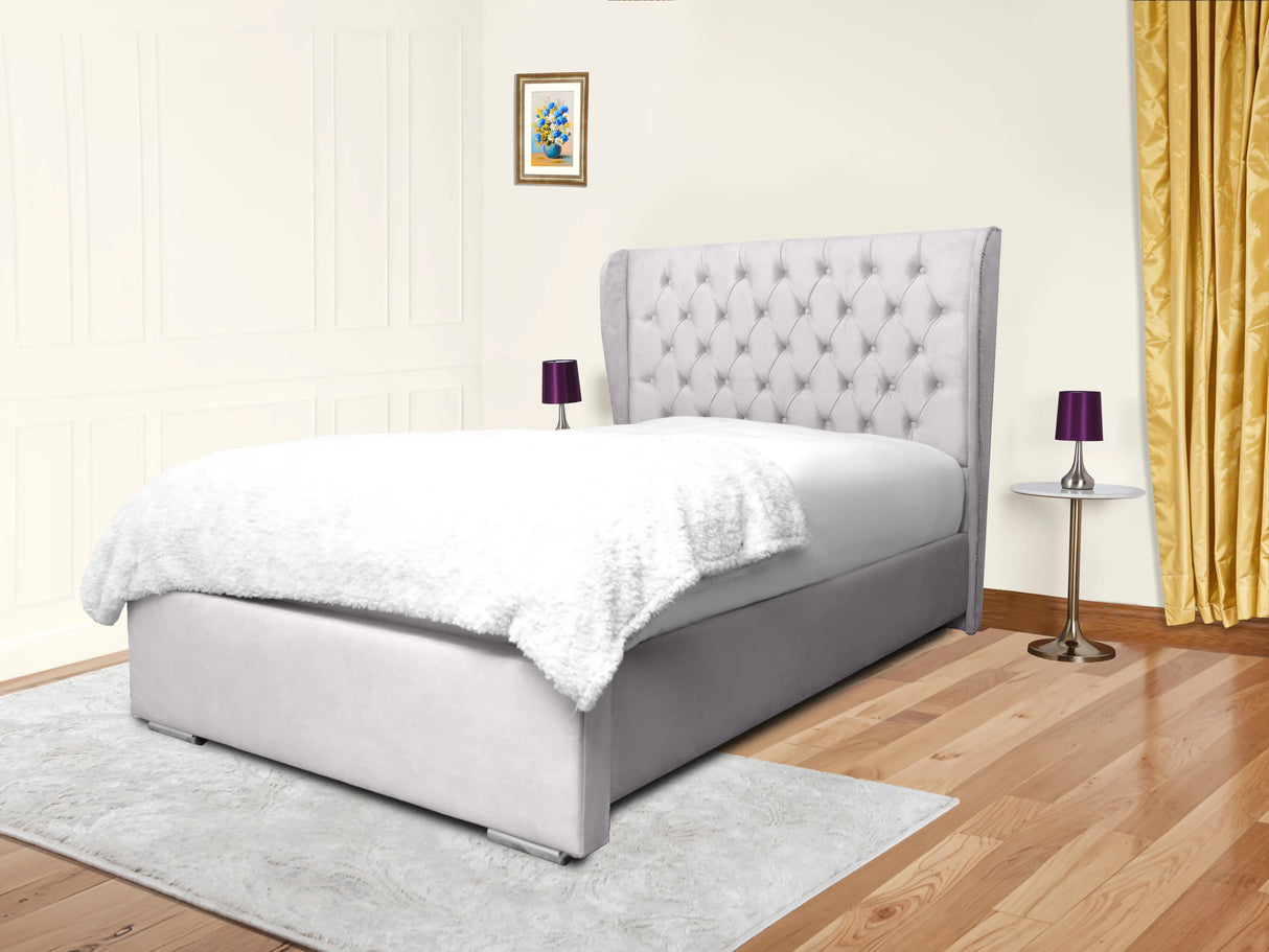 Cierra Wingback Upholstered Bed