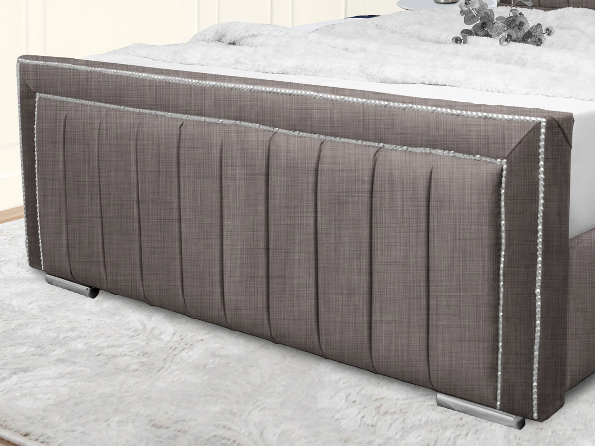 Maison Upholstered Bed
