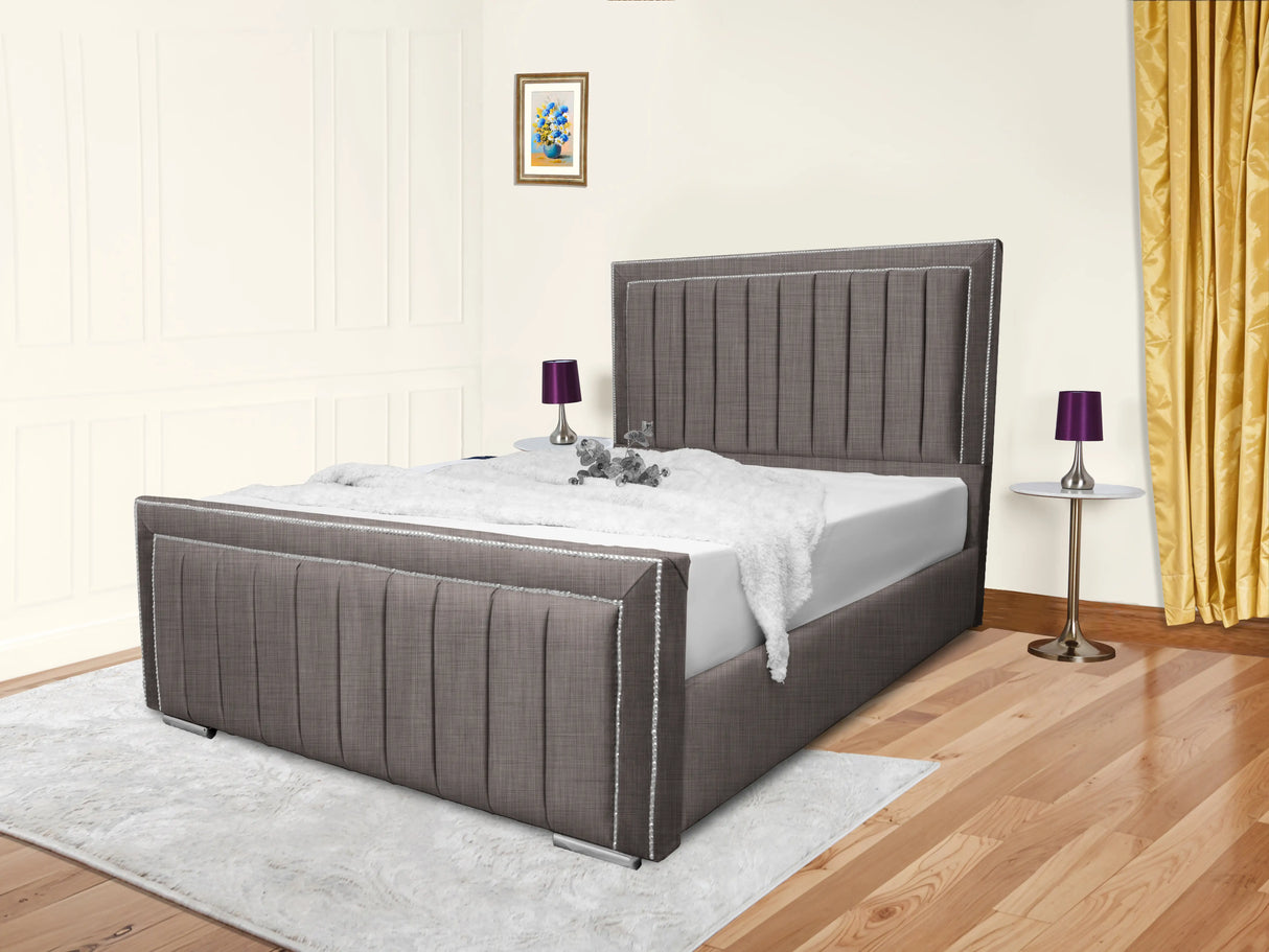 Maison Upholstered Bed