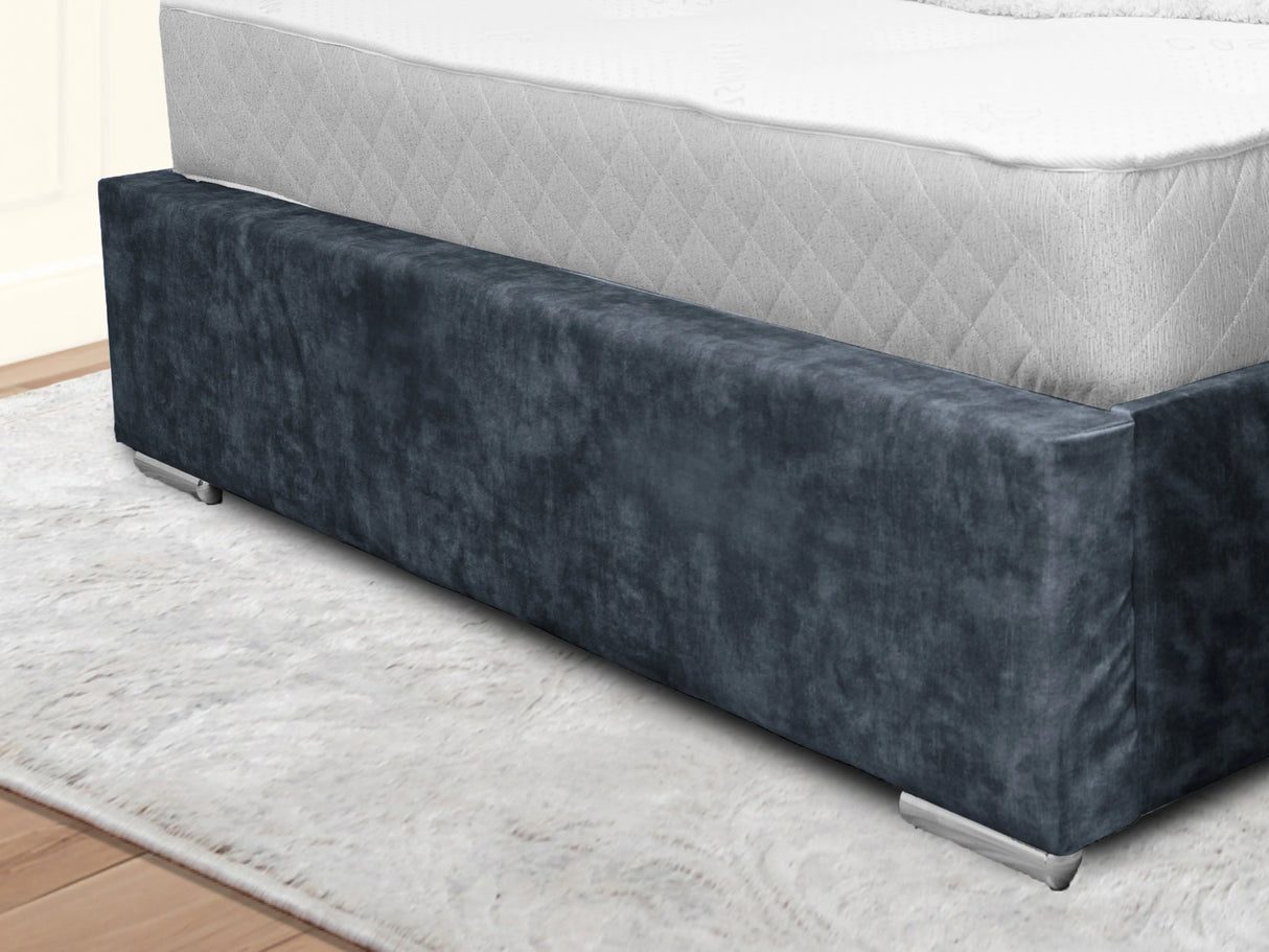 Elaia Upholstered Bed