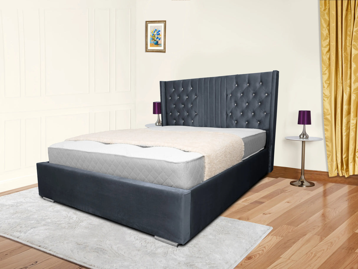 Middleton Wingback Upholstered Bed