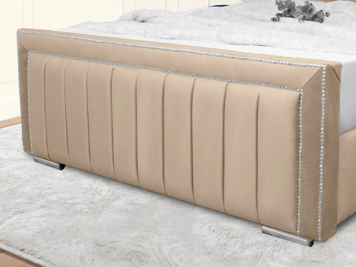Maison Upholstered Bed