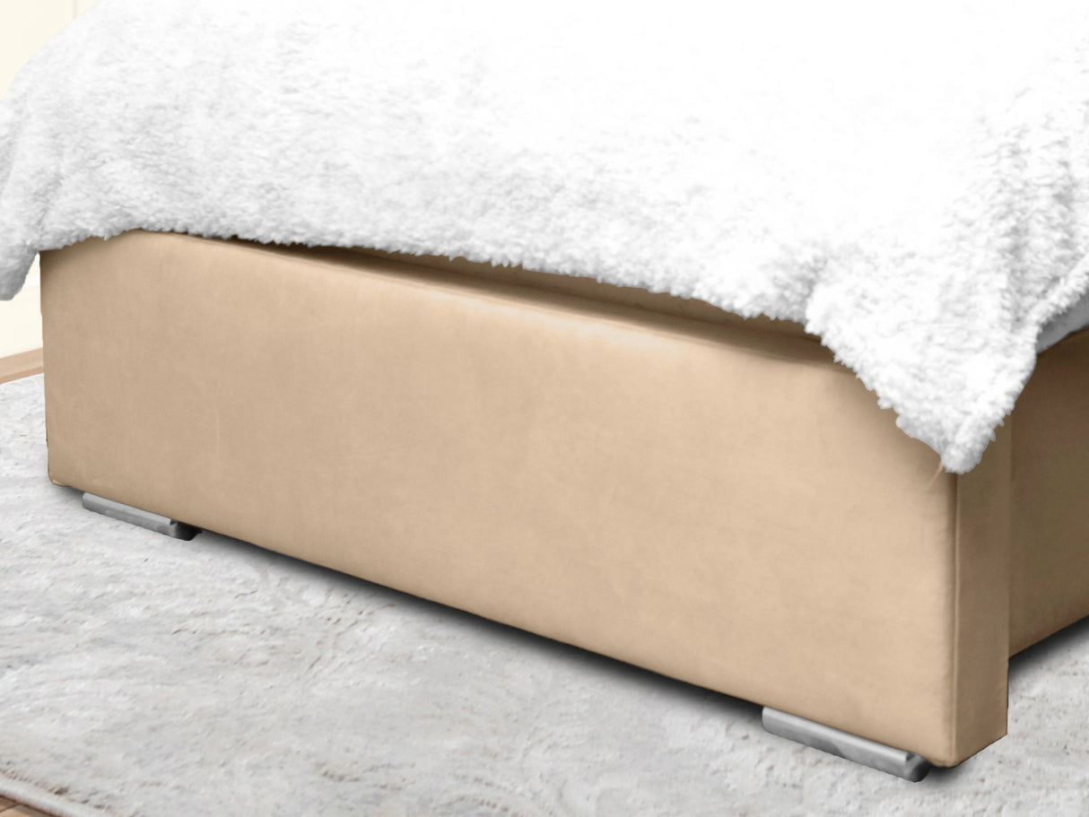 Cierra Wingback Upholstered Bed