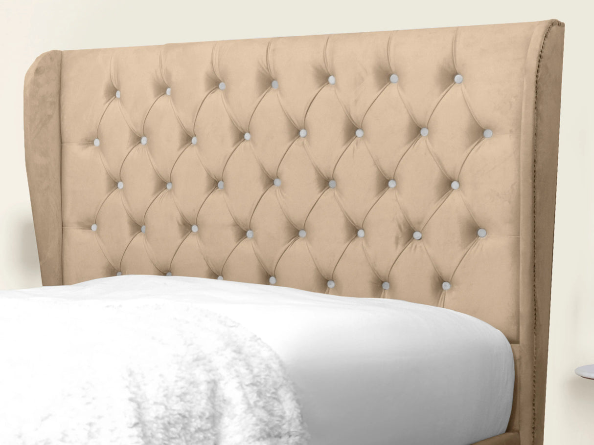 Cierra Wingback Upholstered Bed