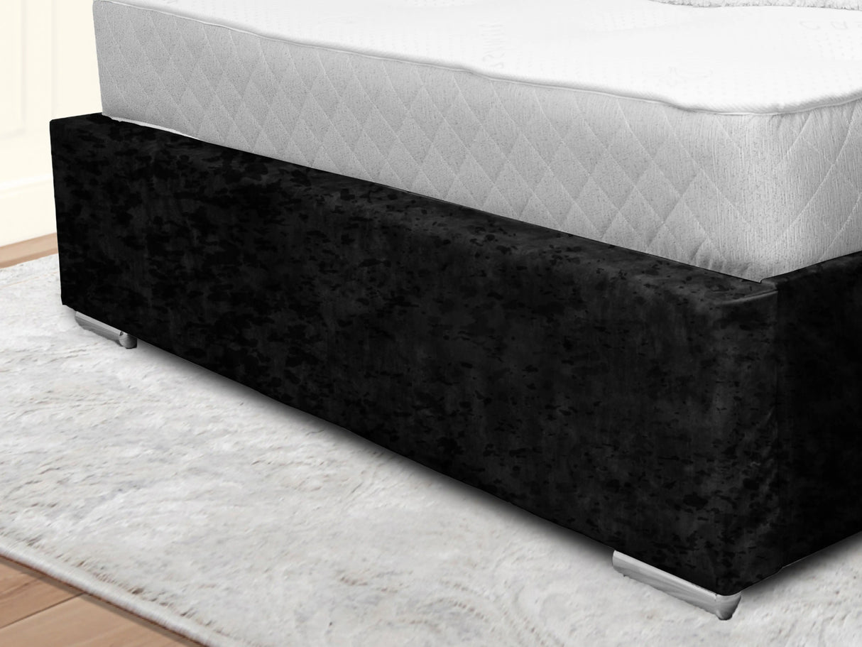 Elaia Upholstered Bed