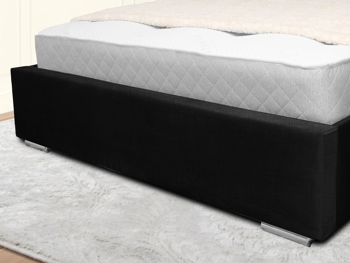 Middleton Wingback Upholstered Bed