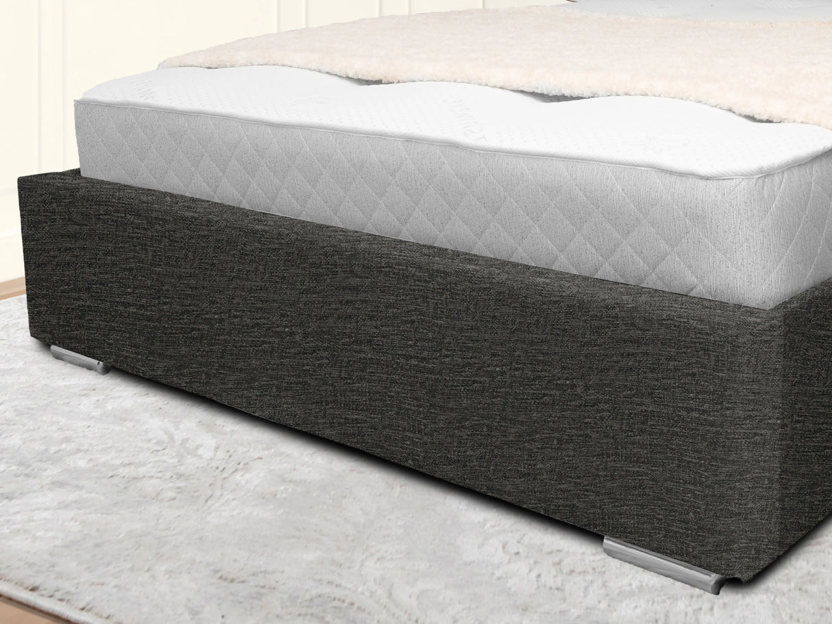 Middleton Wingback Upholstered Bed