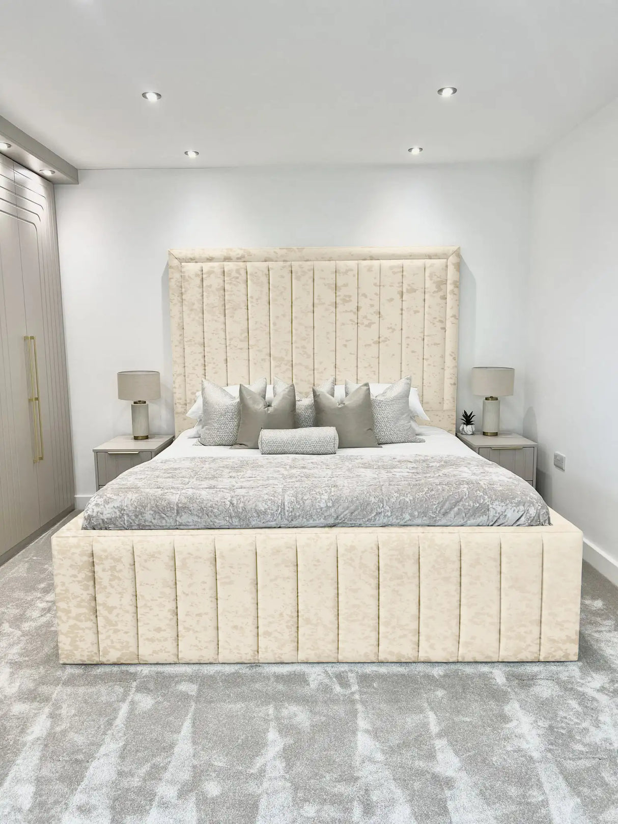 Hampton Upholstered Bed