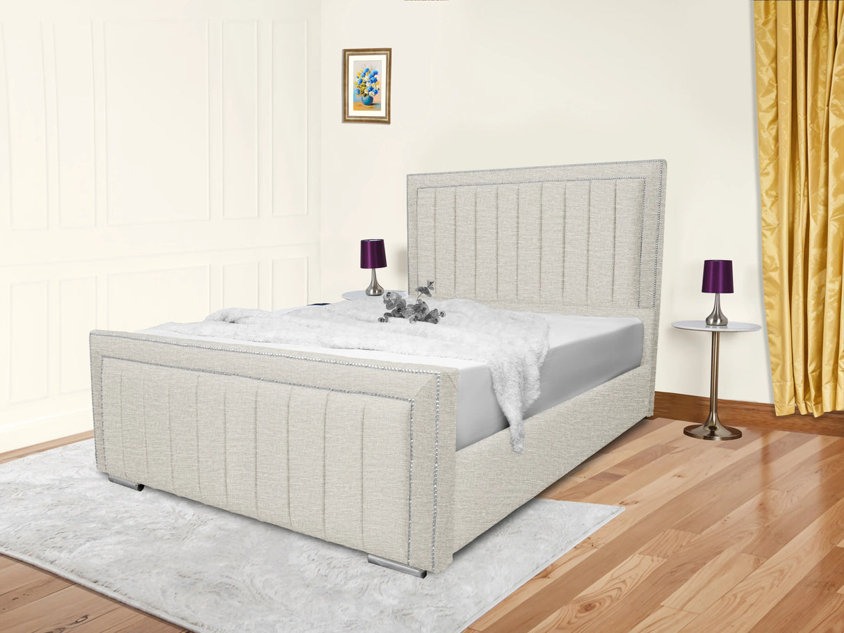 Maison Upholstered Bed