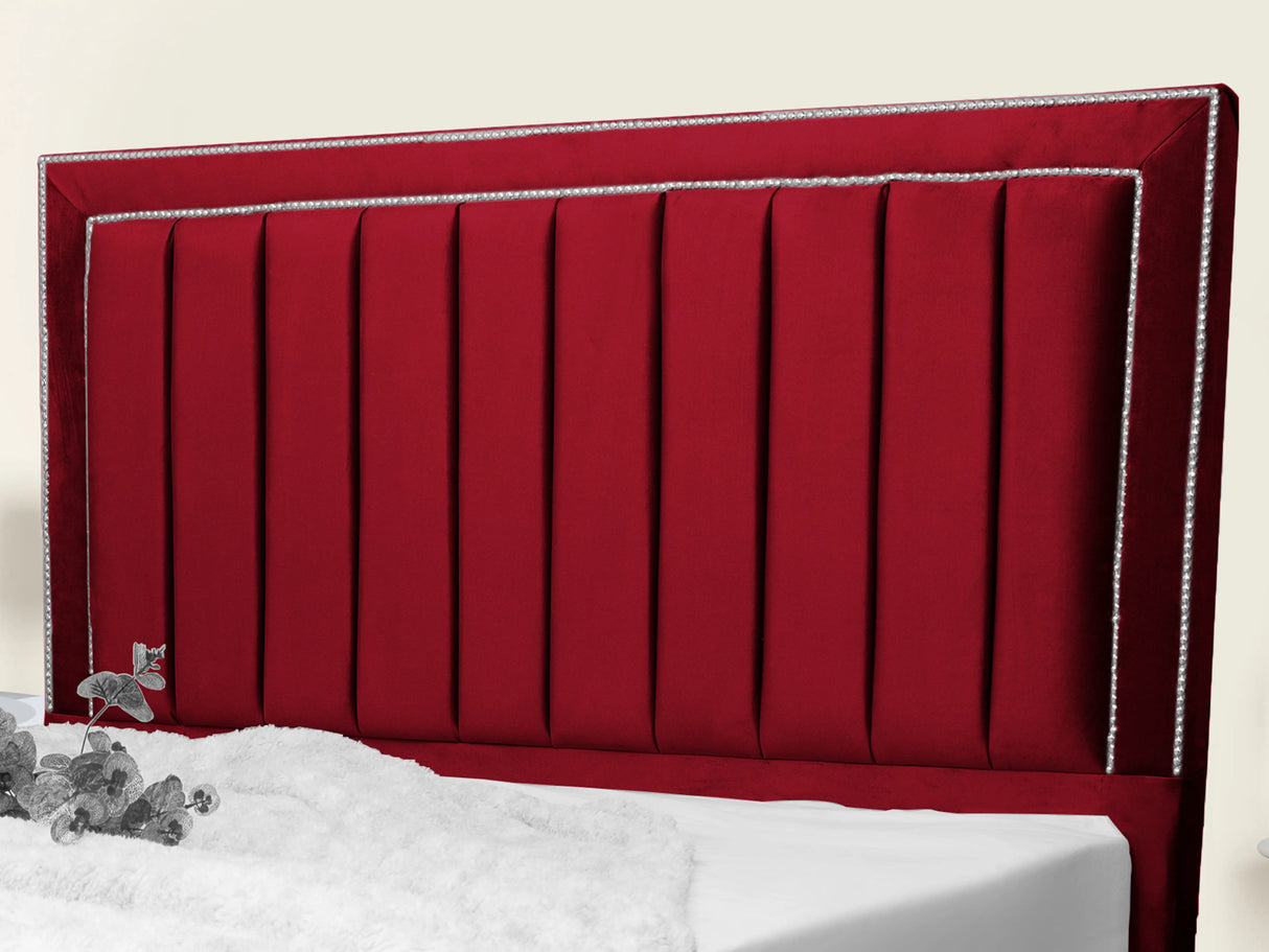 Maison Upholstered Bed