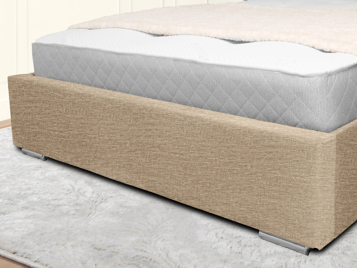 Middleton Wingback Upholstered Bed