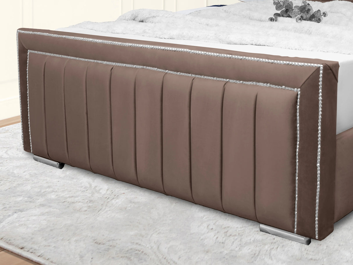 Maison Upholstered Bed