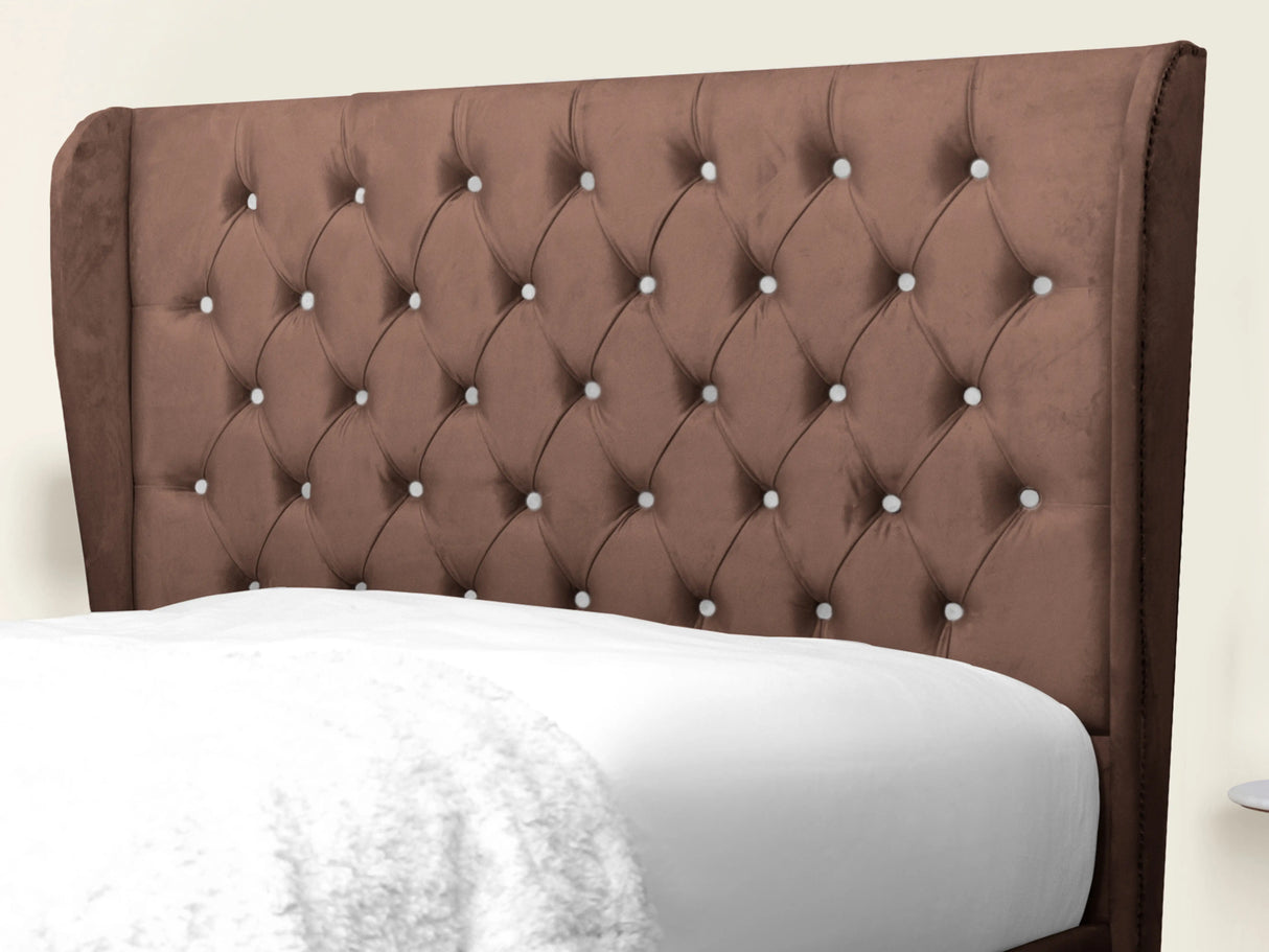 Cierra Wingback Upholstered Bed