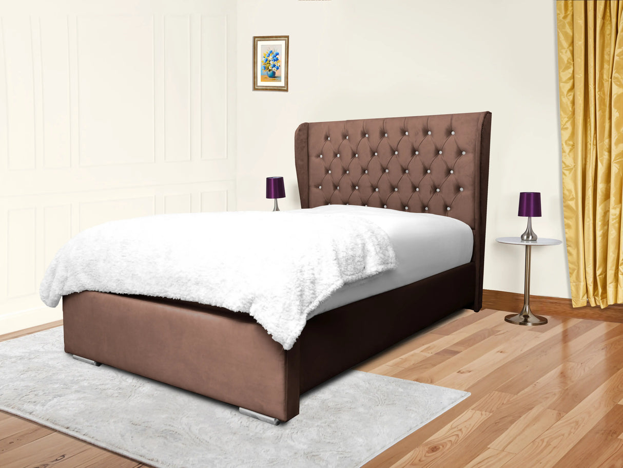 Cierra Wingback Upholstered Bed