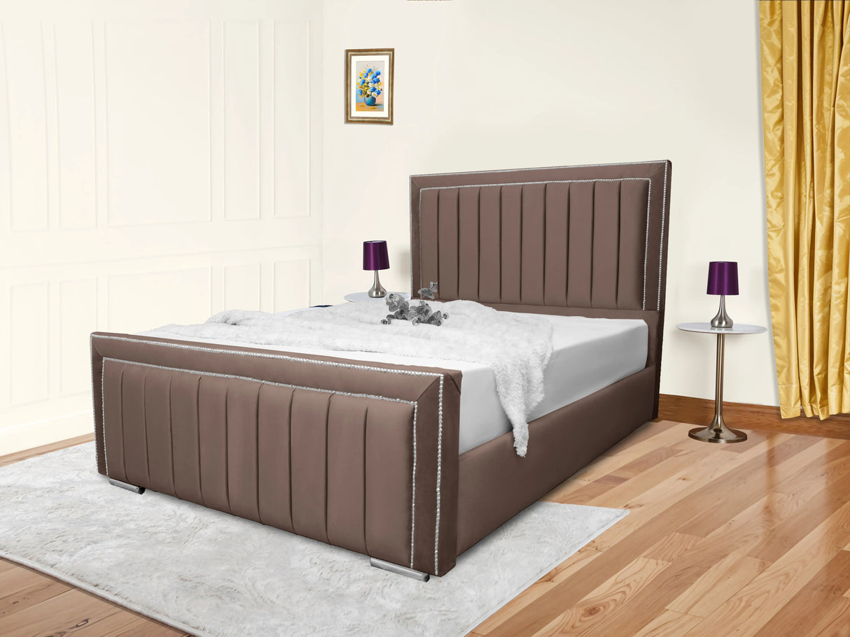 Maison Upholstered Bed